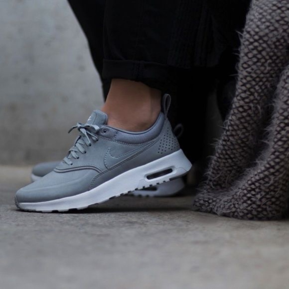 Nike Air Max Thea Grey Size 6